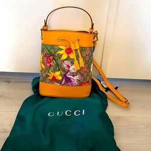 BNWT Gucci Ophidia Bucket Bag-authentic